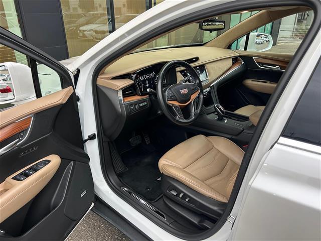 当社の最長３年走行距離無制限保証付き、またはメーカー保証継承による保証となります。当社にてメンテナンス、車検や修理などのアフターサービスの対応が可能となっておりますのでご安心ください。