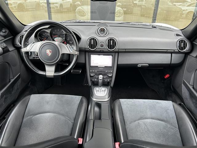 ケイマン ベースグレード スポーツクロノパッケージ スポーツプラス スポーツエグゾースト ハーフレザーシート シートヒーター カロッツェリアナビ フルセグTV フルートゥース 可変リアスポイラー 純正18インチアルミホイール(4枚目)