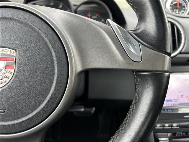 ケイマン ベースグレード スポーツクロノパッケージ スポーツプラス スポーツエグゾースト ハーフレザーシート シートヒーター カロッツェリアナビ フルセグTV フルートゥース 可変リアスポイラー 純正18インチアルミホイール(11枚目)