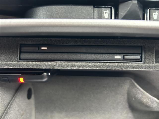 ケイマン ベースグレード スポーツクロノパッケージ スポーツプラス スポーツエグゾースト ハーフレザーシート シートヒーター カロッツェリアナビ フルセグTV フルートゥース 可変リアスポイラー 純正18インチアルミホイール(31枚目)