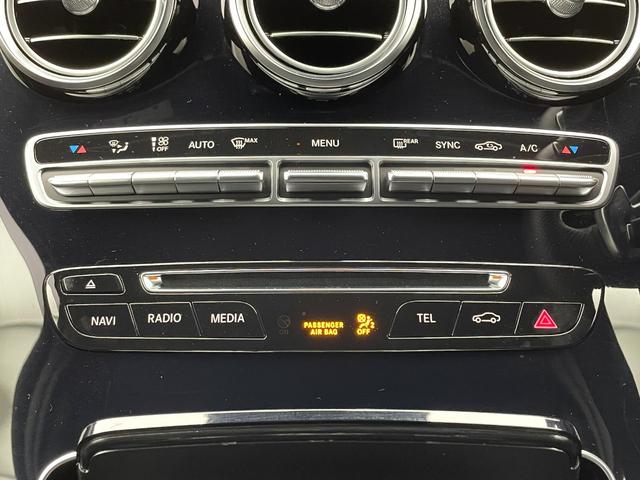 ＧＬＣ ＧＬＣ２５０　４マチックスポーツ　ハーフレザーシート　シートヒーター　メモリーシート　ＡＣＣ　ＢＳＭ　衝突軽減Ｂ　ナビ　フルセグ　Ｂｌｕｅｔｏｏｔｈ　３６０°カメラ　コーナーセンサー　Ｐバックゲート　純正１９ｉｎＡＷ　ＥＴＣ　ＬＥＤ（15枚目）