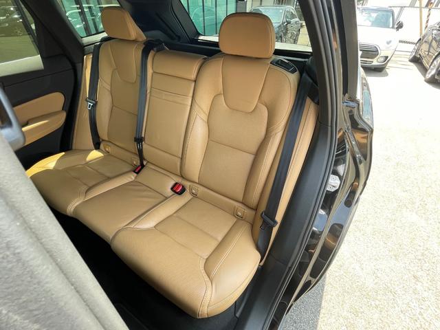 ＸＣ６０ Ｄ４　ＡＷＤ　インスクリプション　茶革ベンチレーションシート　Ｈａｒｍａｎ／Ｋａｒｄｏｎ　衝突軽減　ＡＣＣ　ＢＳＭ　純正ナビ　フルセグＴＶ　ＡｐｐｌｅＣａｒＰｌａｙ　３６０カメラ　クリアランスソナー　電動リアゲート　ＬＥＤヘッドライト（45枚目）