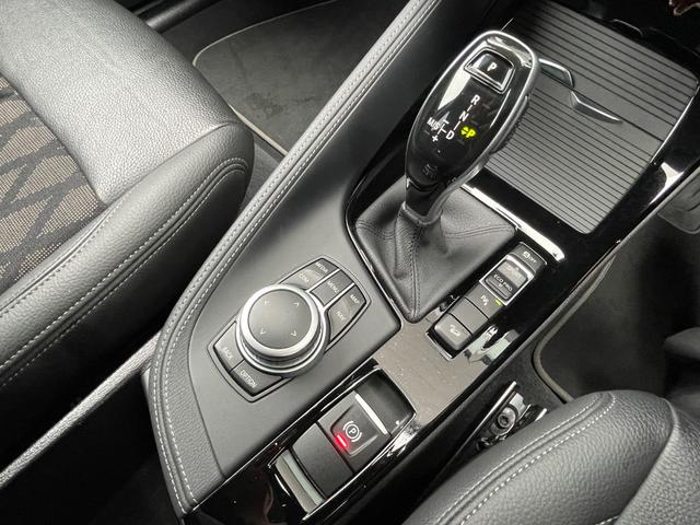 Ｘ１ ｘＤｒｉｖｅ　１８ｄ　ｘライン　エディションジョイ＋　衝突軽減ブレーキ　アクティブクルーズコントロール　純正ナビ　バックカメラ　クリアランスソナー　コンフォートアクセス　オートマチックテールゲート　フットトランクオープナー　ＬＥＤヘッドライト　ＥＴＣ（29枚目）
