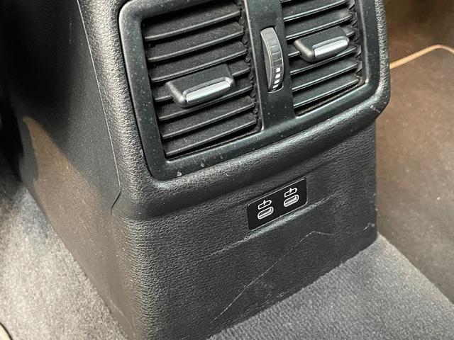 Ｘ１ ｘＤｒｉｖｅ　１８ｄ　ｘライン　エディションジョイ＋　衝突軽減ブレーキ　アクティブクルーズコントロール　純正ナビ　バックカメラ　クリアランスソナー　コンフォートアクセス　オートマチックテールゲート　フットトランクオープナー　ＬＥＤヘッドライト　ＥＴＣ（42枚目）