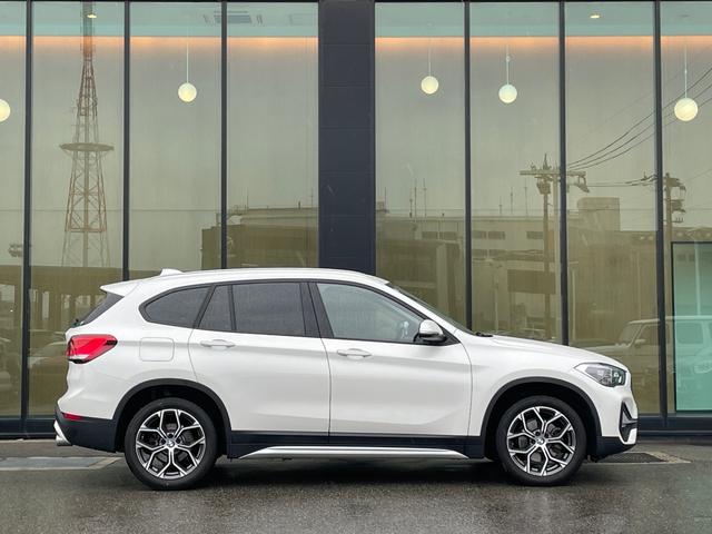 Ｘ１ ｘＤｒｉｖｅ　１８ｄ　ｘライン　エディションジョイ＋　衝突軽減ブレーキ　アクティブクルーズコントロール　純正ナビ　バックカメラ　クリアランスソナー　コンフォートアクセス　オートマチックテールゲート　フットトランクオープナー　ＬＥＤヘッドライト　ＥＴＣ（48枚目）