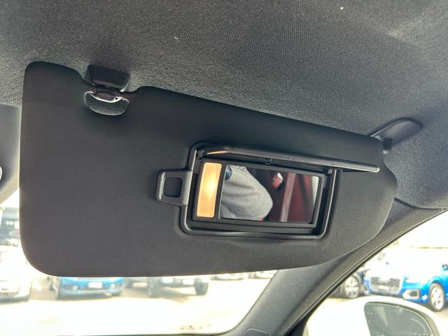 XC40 T4 AWD インスクリプション 赤革シート シートヒーター クリスタルシフト Harman/Kardon 純正ナビ フルセグ CarPlay 360カメラ クリアランスソナー 衝突軽減 ACC BILS 電動リアゲート LEDライト(33枚目)