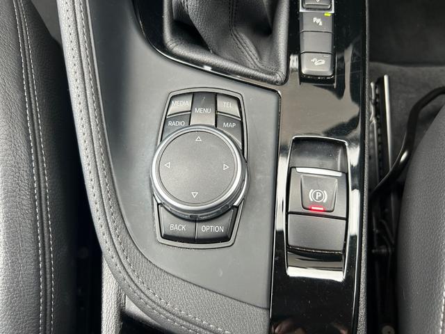 Ｘ１ ｘＤｒｉｖｅ　２５ｉ　ｘライン　純正ナビ　バックカメラ　パークディスタンスコントロール　オートマチックテールゲート　フットトランクオープナー　コンフォートアクセス　オートライト　レインセンサー　スピードリミッター　３６０°ドラレコ（29枚目）