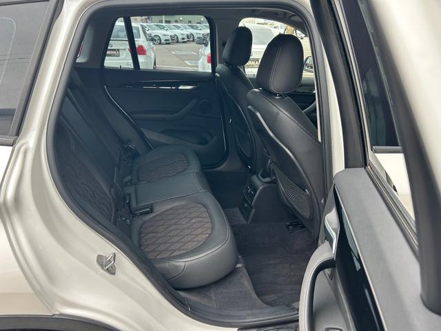Ｘ１ ｘＤｒｉｖｅ　２５ｉ　ｘライン　純正ナビ　バックカメラ　パークディスタンスコントロール　オートマチックテールゲート　フットトランクオープナー　コンフォートアクセス　オートライト　レインセンサー　スピードリミッター　３６０°ドラレコ（32枚目）