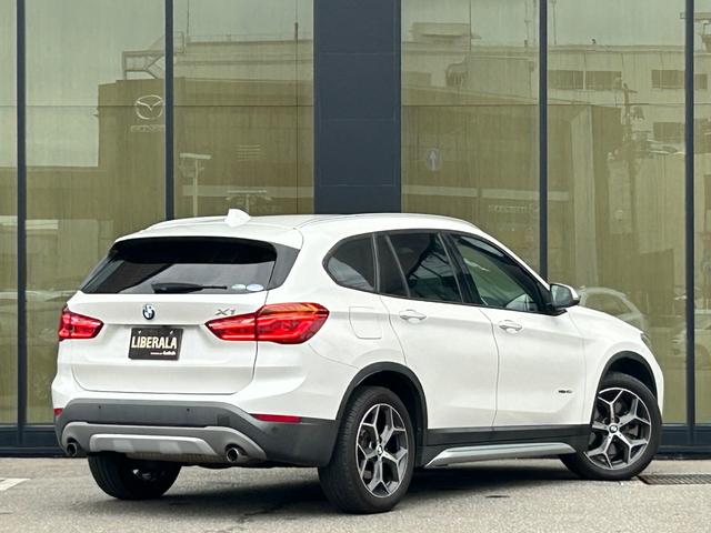Ｘ１ ｘＤｒｉｖｅ　２５ｉ　ｘライン　純正ナビ　バックカメラ　パークディスタンスコントロール　オートマチックテールゲート　フットトランクオープナー　コンフォートアクセス　オートライト　レインセンサー　スピードリミッター　３６０°ドラレコ（49枚目）