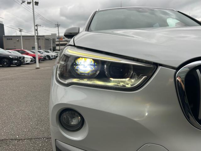 Ｘ１ ｘＤｒｉｖｅ　２５ｉ　ｘライン　純正ナビ　バックカメラ　パークディスタンスコントロール　オートマチックテールゲート　フットトランクオープナー　コンフォートアクセス　オートライト　レインセンサー　スピードリミッター　３６０°ドラレコ（54枚目）