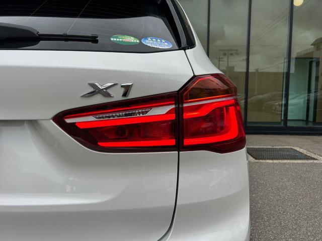 Ｘ１ ｘＤｒｉｖｅ　２５ｉ　ｘライン　純正ナビ　バックカメラ　パークディスタンスコントロール　オートマチックテールゲート　フットトランクオープナー　コンフォートアクセス　オートライト　レインセンサー　スピードリミッター　３６０°ドラレコ（55枚目）
