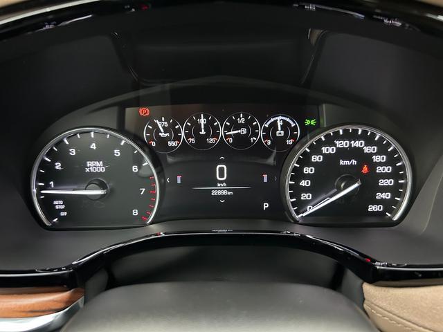 キャデラックＸＴ５クロスオーバー プラチナム　サンルーフ　ベージュ革シート　シートベンチレーション　衝突軽減ブレーキ　アダプティブクルーズコントロール　　ＡｐｐｌｅＣａｒＰｌａｙ　フルセグＴＶ　３６０カメラ　クリアランスソナー　電動リアゲート（11枚目）