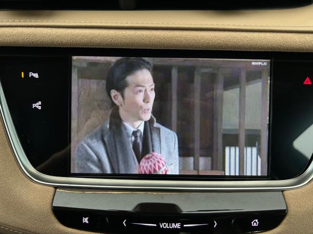 キャデラックＸＴ５クロスオーバー プラチナム　サンルーフ　ベージュ革シート　シートベンチレーション　衝突軽減ブレーキ　アダプティブクルーズコントロール　　ＡｐｐｌｅＣａｒＰｌａｙ　フルセグＴＶ　３６０カメラ　クリアランスソナー　電動リアゲート（23枚目）