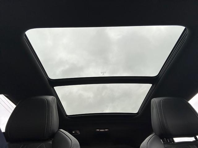 5008 GT ブルーHDi パノラマサンルーフ 衝突軽減B アダプティブクルーズコントロール ブラインドスポットモニター 純正ディスプレイオーディオ AppleCarPlay バックカメラ クリアランスソナー 電動リアゲート(21枚目)