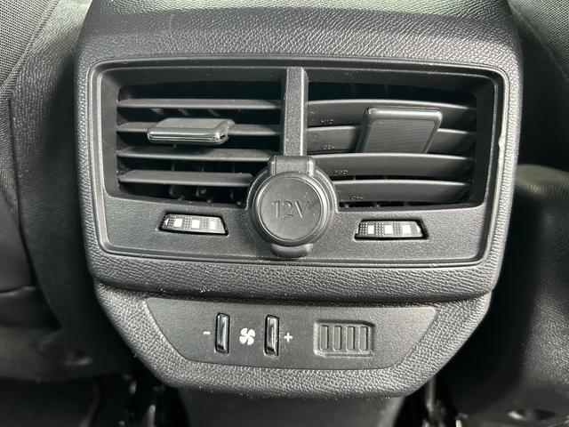 5008 GT ブルーHDi パノラマサンルーフ 衝突軽減B アダプティブクルーズコントロール ブラインドスポットモニター 純正ディスプレイオーディオ AppleCarPlay バックカメラ クリアランスソナー 電動リアゲート(33枚目)