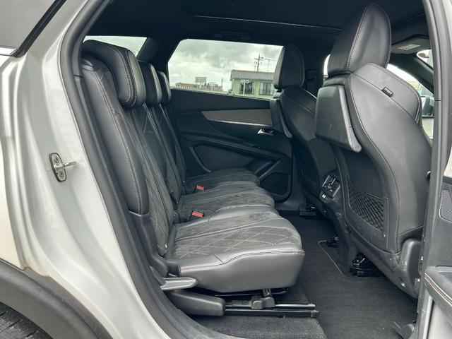 5008 GT ブルーHDi パノラマサンルーフ 衝突軽減B アダプティブクルーズコントロール ブラインドスポットモニター 純正ディスプレイオーディオ AppleCarPlay バックカメラ クリアランスソナー 電動リアゲート(35枚目)