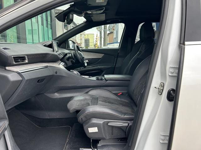 5008 GT ブルーHDi パノラマサンルーフ 衝突軽減B アダプティブクルーズコントロール ブラインドスポットモニター 純正ディスプレイオーディオ AppleCarPlay バックカメラ クリアランスソナー 電動リアゲート(39枚目)