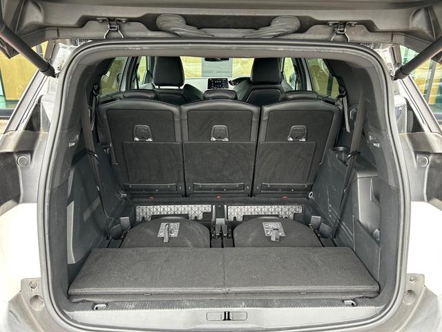 5008 GT ブルーHDi パノラマサンルーフ 衝突軽減B アダプティブクルーズコントロール ブラインドスポットモニター 純正ディスプレイオーディオ AppleCarPlay バックカメラ クリアランスソナー 電動リアゲート(50枚目)