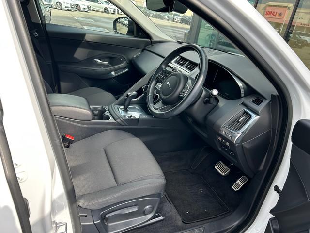 Eペイス ベースグレード 180PS 衝突軽減ブレーキ アダプティブクルーズコントロール ブラインドスポットモニター レーンキープアシスト 純ナビ AppleCarPlay フルセグTV 360カメラ クリアランスソナー デジタルメーター(6枚目)