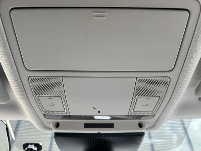 Eペイス ベースグレード 180PS 衝突軽減ブレーキ アダプティブクルーズコントロール ブラインドスポットモニター レーンキープアシスト 純ナビ AppleCarPlay フルセグTV 360カメラ クリアランスソナー デジタルメーター(19枚目)