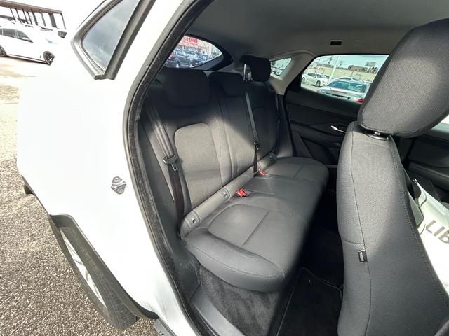 Eペイス ベースグレード 180PS 衝突軽減ブレーキ アダプティブクルーズコントロール ブラインドスポットモニター レーンキープアシスト 純ナビ AppleCarPlay フルセグTV 360カメラ クリアランスソナー デジタルメーター(34枚目)