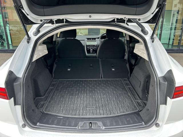 Eペイス ベースグレード 180PS 衝突軽減ブレーキ アダプティブクルーズコントロール ブラインドスポットモニター レーンキープアシスト 純ナビ AppleCarPlay フルセグTV 360カメラ クリアランスソナー デジタルメーター(46枚目)