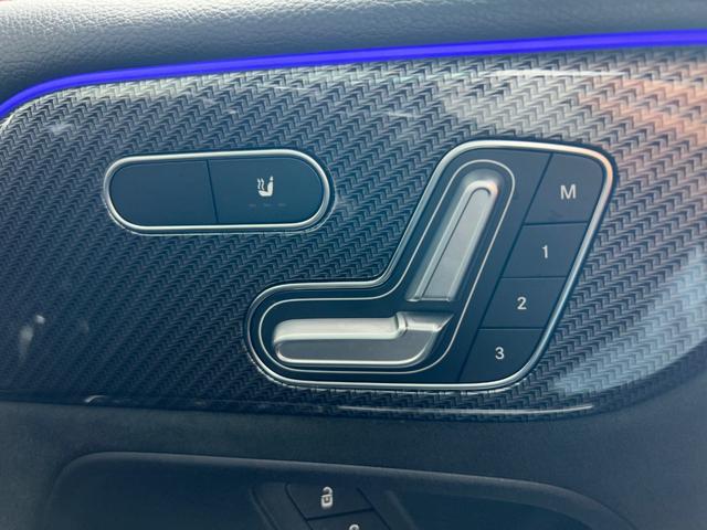 ＧＬＢ ＧＬＢ２００ｄ　４マチック　ＡＭＧラインパッケージ　衝突軽減ブレーキ　アダプティブクルーズコントロール　ブラインドスポットモニター　レーンキープアシスト　純正ナビ　フルセグＴＶ　３６０カメラ　クリアランスソナー　電動リアゲート　アンビエントライト（19枚目）