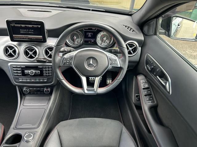 ＧＬＡクラス ＧＬＡ１８０　スポーツ　衝突軽減ブレーキ　アダプティブクルーズコントロール　ブラインドスポットモニター　純ナビ　フルセグ　バックカメラ　クリアランスソナー　電動リアゲート　パーキングアシスト　ＨＩＤヘッドライト　オートライト（5枚目）