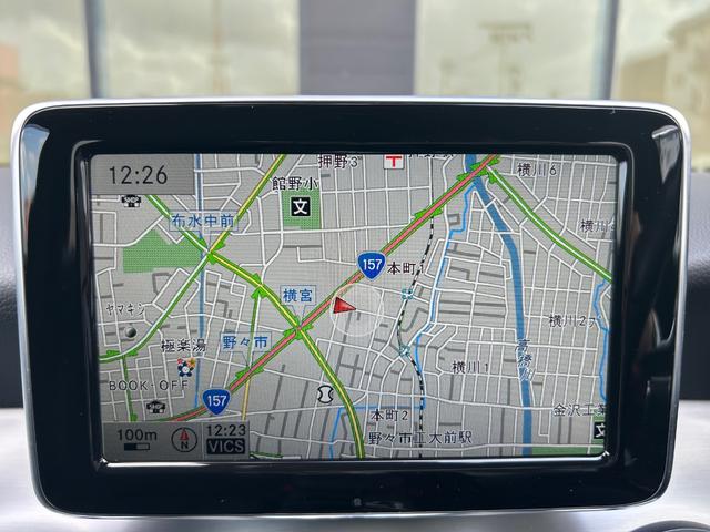 ＧＬＡクラス ＧＬＡ１８０　スポーツ　衝突軽減ブレーキ　アダプティブクルーズコントロール　ブラインドスポットモニター　純ナビ　フルセグ　バックカメラ　クリアランスソナー　電動リアゲート　パーキングアシスト　ＨＩＤヘッドライト　オートライト（23枚目）