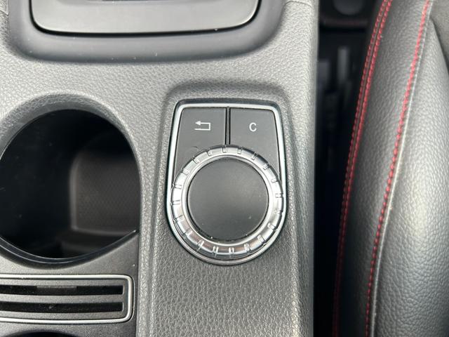 ＧＬＡクラス ＧＬＡ１８０　スポーツ　衝突軽減ブレーキ　アダプティブクルーズコントロール　ブラインドスポットモニター　純ナビ　フルセグ　バックカメラ　クリアランスソナー　電動リアゲート　パーキングアシスト　ＨＩＤヘッドライト　オートライト（29枚目）