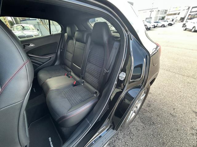 ＧＬＡクラス ＧＬＡ１８０　スポーツ　衝突軽減ブレーキ　アダプティブクルーズコントロール　ブラインドスポットモニター　純ナビ　フルセグ　バックカメラ　クリアランスソナー　電動リアゲート　パーキングアシスト　ＨＩＤヘッドライト　オートライト（41枚目）