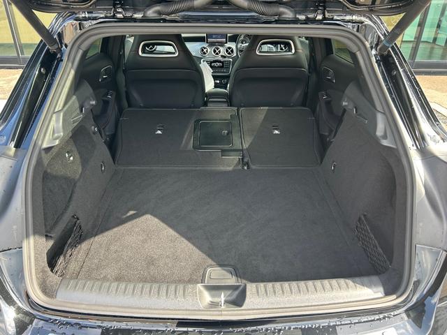 ＧＬＡクラス ＧＬＡ１８０　スポーツ　衝突軽減ブレーキ　アダプティブクルーズコントロール　ブラインドスポットモニター　純ナビ　フルセグ　バックカメラ　クリアランスソナー　電動リアゲート　パーキングアシスト　ＨＩＤヘッドライト　オートライト（44枚目）