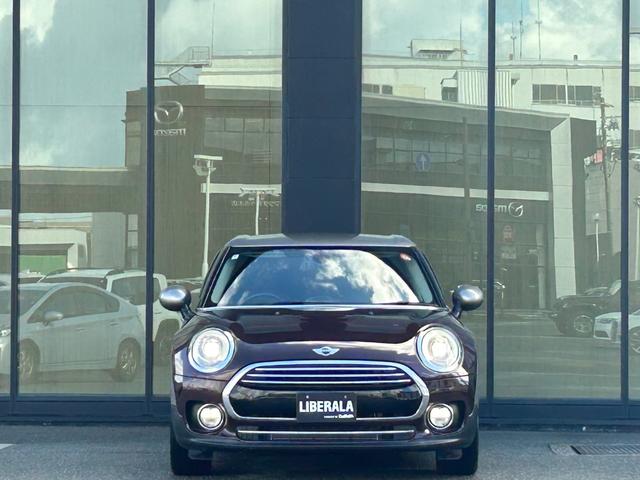 ＭＩＮＩ クーパー　クラブマン　インディゴブルーレザーシート　シートヒーター　純正ナビ　バックカメラ　クリアランスソナー　クルーズコントロール　コンフォートアクセス　フットトランクオープナー　ＬＥＤヘッドライト　ＥＴＣ（44枚目）
