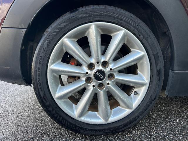 ＭＩＮＩ クーパー　クラブマン　インディゴブルーレザーシート　シートヒーター　純正ナビ　バックカメラ　クリアランスソナー　クルーズコントロール　コンフォートアクセス　フットトランクオープナー　ＬＥＤヘッドライト　ＥＴＣ（55枚目）