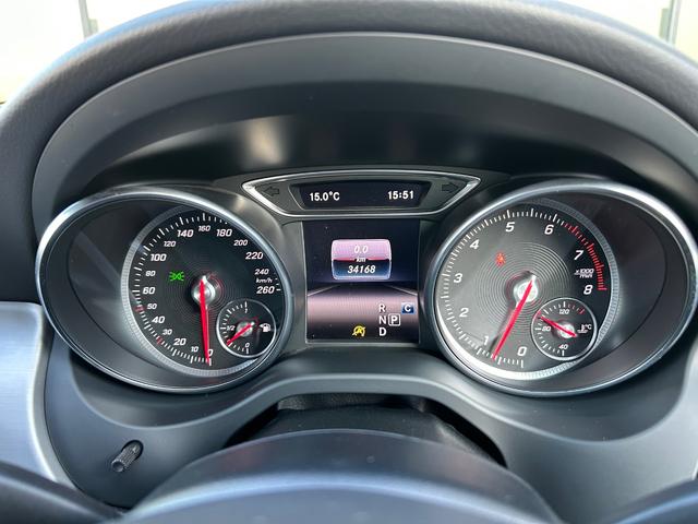 CLAクラス シューティングブレーク CLA180 シューティングブレーク AMGスタイル 衝突軽減ブレーキ アダプティブクルーズコントロール ブラインドスポットモニター 純正ナビ フルセグ AppleCarPlay バックカメラ クリアランスソナー オートマチックテールゲート キーレスゴー(11枚目)