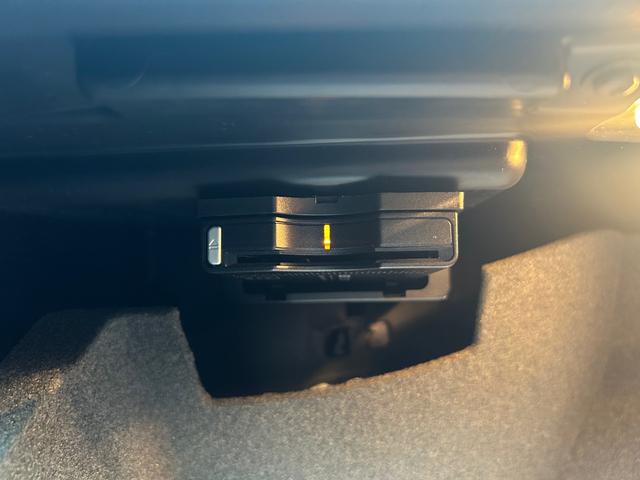 CLAクラス シューティングブレーク CLA180 シューティングブレーク AMGスタイル 衝突軽減ブレーキ アダプティブクルーズコントロール ブラインドスポットモニター 純正ナビ フルセグ AppleCarPlay バックカメラ クリアランスソナー オートマチックテールゲート キーレスゴー(37枚目)