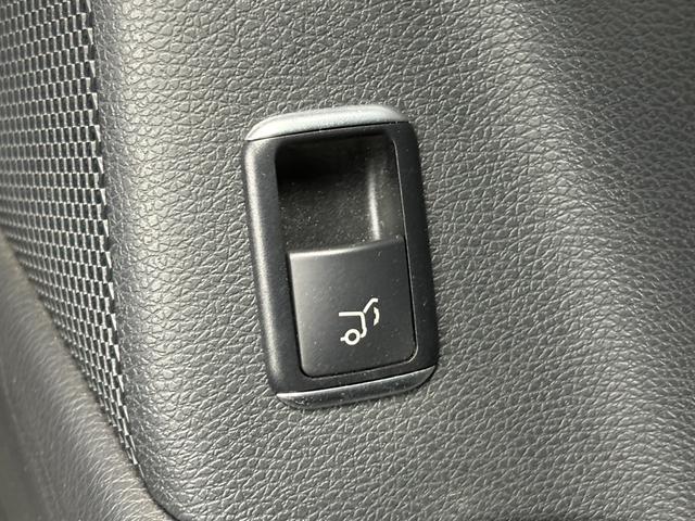 CLAクラス シューティングブレーク CLA180 シューティングブレーク AMGスタイル 衝突軽減ブレーキ アダプティブクルーズコントロール ブラインドスポットモニター 純正ナビ フルセグTV AppleCarPlay バックカメラ クリアランスソナー オートマチックテールゲート(22枚目)