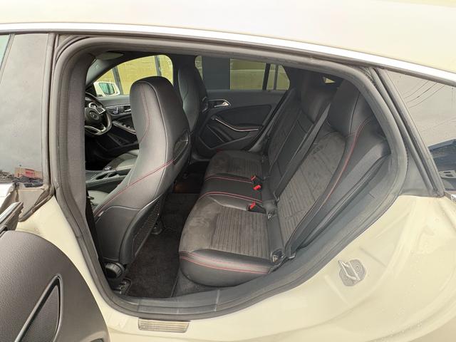CLAクラス シューティングブレーク CLA180 シューティングブレーク AMGスタイル 衝突軽減ブレーキ アダプティブクルーズコントロール ブラインドスポットモニター 純正ナビ フルセグTV AppleCarPlay バックカメラ クリアランスソナー オートマチックテールゲート(47枚目)