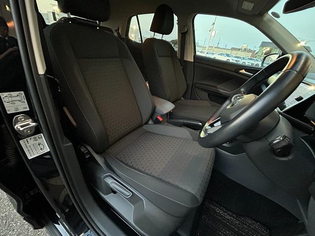 T-クロス TSI 1st 衝突軽減ブレーキ アダプティブクルーズコントロール ブラインドスポットモニター パーキングアシスト 純正ナビ フルセグTV AppleCarPlay バックカメラ クリアランスソナー LEDライト(9枚目)