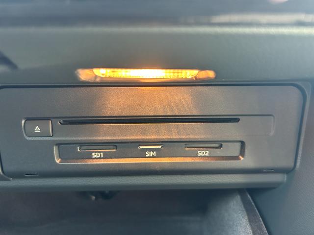 Q5 40TDIクワトロ スポーツ 黒革シート シートヒーター 衝突軽減B ACC ブラインドスポットモニター レーンキープアシスト 純正ナビ フルセグTV AppleCarPlay 360カメラ クリアランスソナー 電動リアゲート(34枚目)