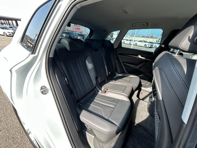 Q5 40TDIクワトロ スポーツ 黒革シート シートヒーター 衝突軽減B ACC ブラインドスポットモニター レーンキープアシスト 純正ナビ フルセグTV AppleCarPlay 360カメラ クリアランスソナー 電動リアゲート(38枚目)