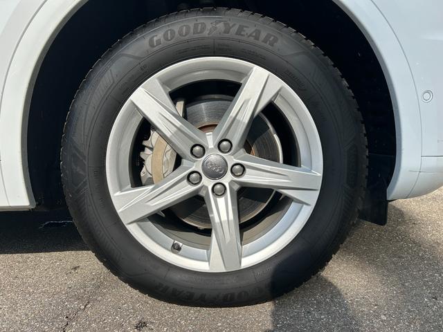 Q5 40TDIクワトロ スポーツ 黒革シート シートヒーター 衝突軽減B ACC ブラインドスポットモニター レーンキープアシスト 純正ナビ フルセグTV AppleCarPlay 360カメラ クリアランスソナー 電動リアゲート(60枚目)