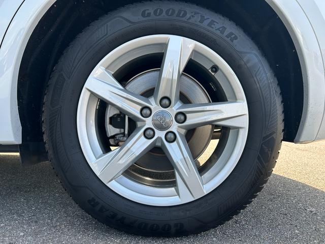 Q5 40TDIクワトロ スポーツ 黒革シート シートヒーター 衝突軽減B ACC ブラインドスポットモニター レーンキープアシスト 純正ナビ フルセグTV AppleCarPlay 360カメラ クリアランスソナー 電動リアゲート(63枚目)