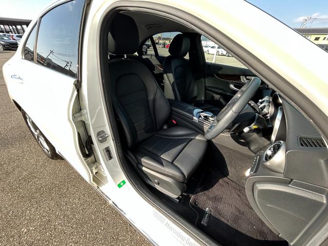 Cクラス C200 4マチックアバンギャルド 黒革シート シートヒーター 衝突軽減ブレーキ アダプティブクルーズコントロール ブラインドスポットモニター ステアリングアシスト 純正ナビ フルセグTV バックカメラ クリアランスソナー 電動トランク(9枚目)