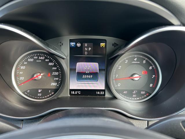 Cクラス C200 4マチックアバンギャルド 黒革シート シートヒーター 衝突軽減ブレーキ アダプティブクルーズコントロール ブラインドスポットモニター ステアリングアシスト 純正ナビ フルセグTV バックカメラ クリアランスソナー 電動トランク(11枚目)