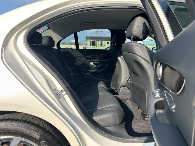 Cクラス C200 4マチックアバンギャルド 黒革シート シートヒーター 衝突軽減ブレーキ アダプティブクルーズコントロール ブラインドスポットモニター ステアリングアシスト 純正ナビ フルセグTV バックカメラ クリアランスソナー 電動トランク(33枚目)