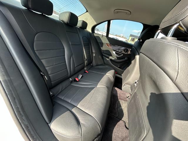 Cクラス C200 4マチックアバンギャルド 黒革シート シートヒーター 衝突軽減ブレーキ アダプティブクルーズコントロール ブラインドスポットモニター ステアリングアシスト 純正ナビ フルセグTV バックカメラ クリアランスソナー 電動トランク(35枚目)