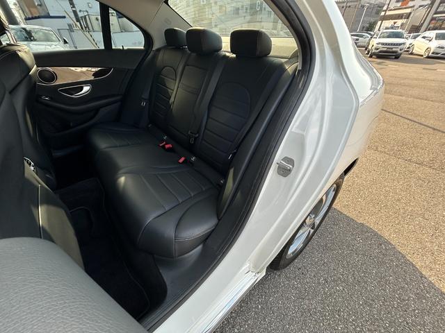 Cクラス C200 4マチックアバンギャルド 黒革シート シートヒーター 衝突軽減ブレーキ アダプティブクルーズコントロール ブラインドスポットモニター ステアリングアシスト 純正ナビ フルセグTV バックカメラ クリアランスソナー 電動トランク(42枚目)