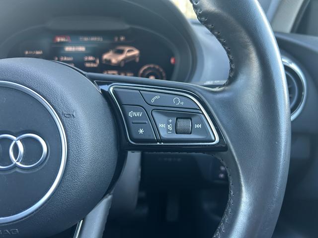 A3セダン 2.0TFSIクワトロ バーチャルコックピット 衝突軽減ブレーキ アダプティブクルーズコントロール ブラインドスポットモニター 純正ナビ フルセグTV バックカメラ クリアランスソナー LEDヘッドライト オートライト(13枚目)