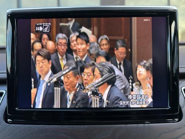 A8 4.0TFSIクワトロ サンルーフ 茶革シート シートベンチレーション マッサージシート リアエンターテイメント 純正ナビ フルセグTV 360カメラ クリアランスソナー オートトランク LEDライト 2列目リクライニング(23枚目)